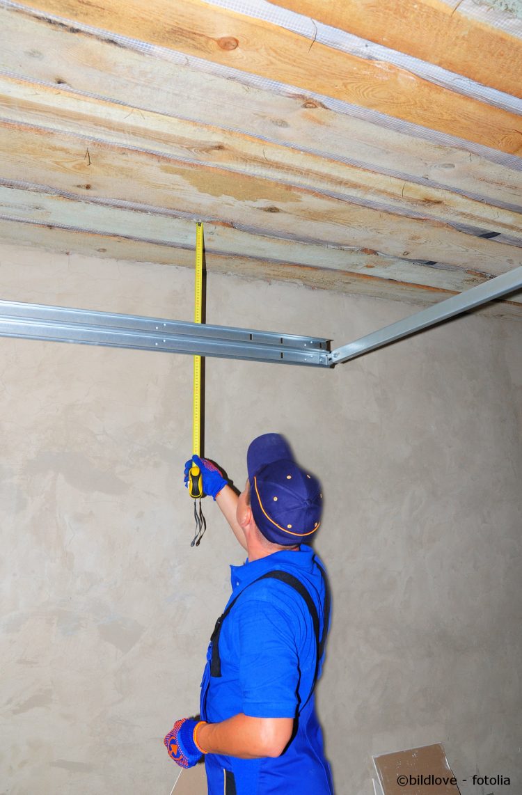 Garagentor einbauen - Türen und Fenster